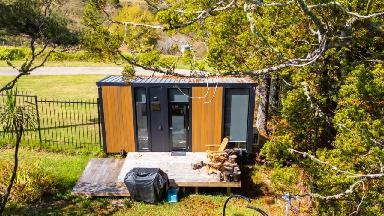 The Kauri Getaway By Tiny Away Villa Waitoki Exteriör bild
